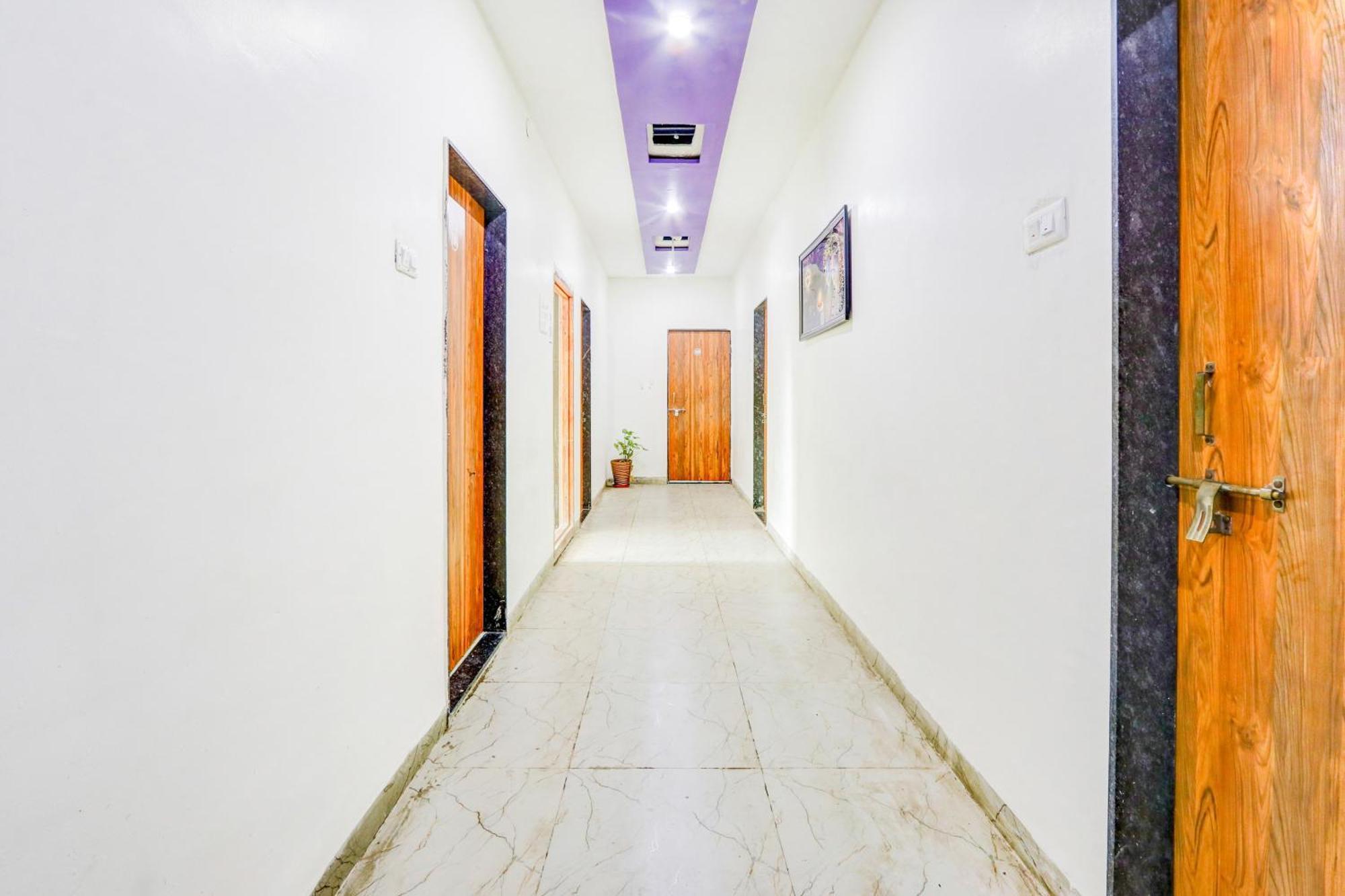 Hotel O Alankar Lodge Lātūr المظهر الخارجي الصورة