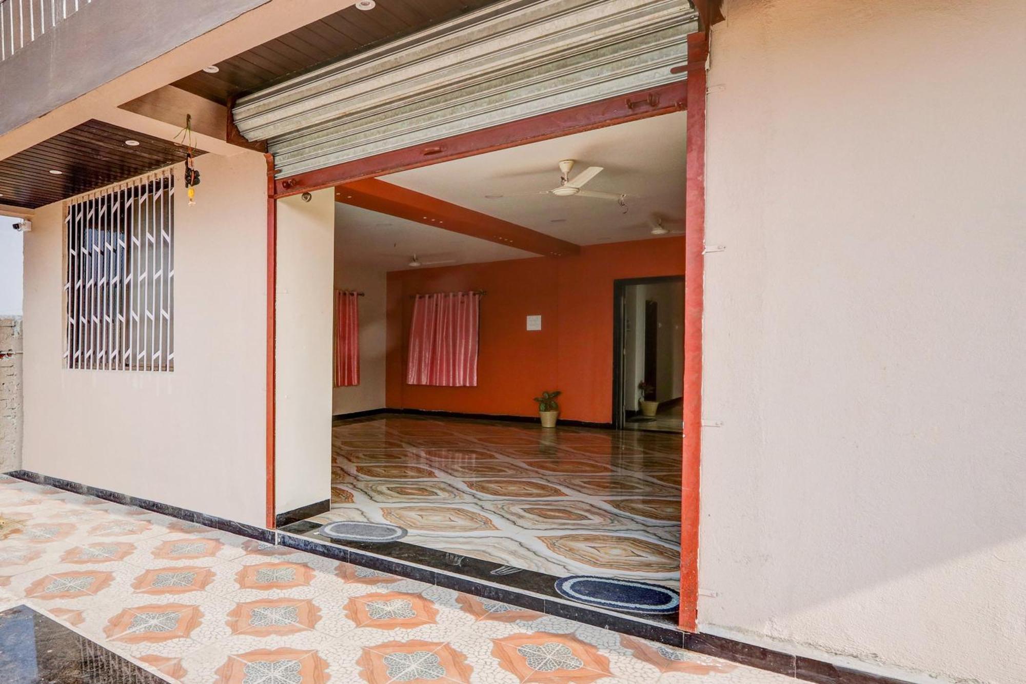 Hotel O Alankar Lodge Lātūr المظهر الخارجي الصورة